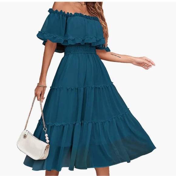 Off shoulder Dress NEW - Picture 3 of 9